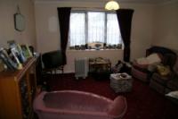 Mid-Terrace House, 11 bedrooms, Freehold