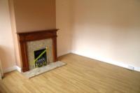 Mid-Terrace House, 3 bedrooms, Freehold