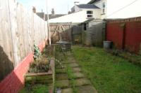 Mid-Terrace House, 3 bedrooms, Freehold