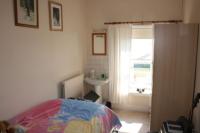 Mid-Terrace House, 6 bedrooms, Freehold
