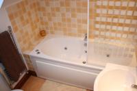 Detached House, 6 bedrooms, Freehold