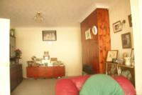 Semi-Detached House, 3 bedrooms, Freehold