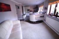 Detached House, 5 bedrooms, Freehold