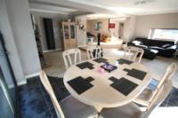 Detached House, 5 bedrooms, Freehold