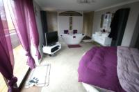 Detached House, 5 bedrooms, Freehold