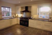 Detached House, 5 bedrooms, Freehold
