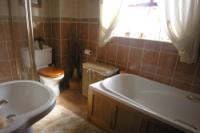 Detached House, 4 bedrooms, Freehold