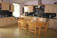 Flat / Apartment, 3 bedrooms, Freehold