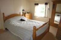 Mid-Terrace House, 5 bedrooms, Freehold