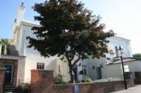 Flat / Apartment, 3 bedrooms, Share of Freehold