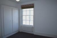 Flat / Apartment, 3 bedrooms, Share of Freehold