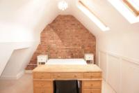 Detached House, 6 bedrooms, Freehold