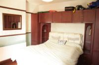 Other, 6 bedrooms, Freehold