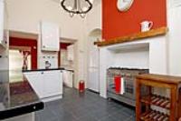 Detached House, 6 bedrooms, Freehold