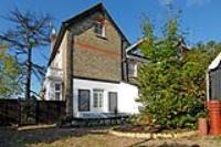 Detached House, 6 bedrooms, Freehold