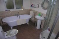 Detached House, 4 bedrooms, Freehold