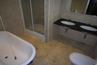 Detached House, 4 bedrooms, Freehold