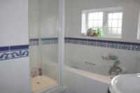 Semi-Detached House, 3 bedrooms, Freehold