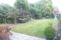 Mid-Terrace House, 4 bedrooms, Freehold