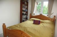 Mid-Terrace House, 2 bedrooms, Freehold