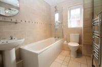Detached House, 4 bedrooms, Freehold