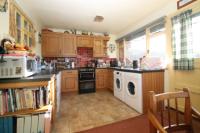 Semi-Detached House, 3 bedrooms, Freehold