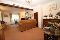 Semi-Detached House, 3 bedrooms, Freehold