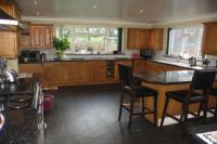 Semi-Detached House, 5 bedrooms, Freehold