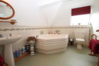 Detached House, 4 bedrooms, Freehold