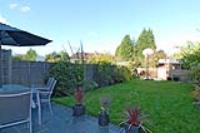 Mid-Terrace House, 4 bedrooms, Freehold