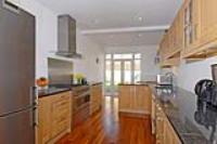 Semi-Detached House, 4 bedrooms, Freehold
