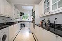 Semi-Detached House, 4 bedrooms, Freehold