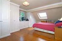 Semi-Detached House, 4 bedrooms, Freehold