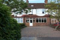 Mid-Terrace House, 4 bedrooms