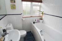 Mid-Terrace House, 3 bedrooms, Freehold