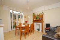 Mid-Terrace House, 3 bedrooms, Freehold