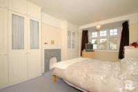Mid-Terrace House, 3 bedrooms, Freehold