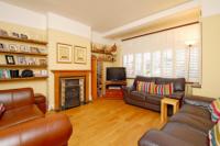 Mid-Terrace House, 3 bedrooms, Freehold