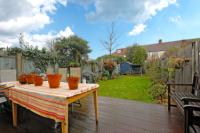 Mid-Terrace House, 3 bedrooms, Freehold