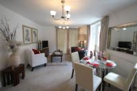 Flat / Apartment, 3 bedrooms, Freehold