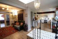 Semi-Detached House, 4 bedrooms, Freehold