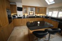 Semi-Detached House, 4 bedrooms, Freehold