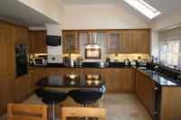 Semi-Detached House, 4 bedrooms, Freehold