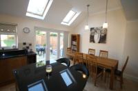 Semi-Detached House, 4 bedrooms, Freehold