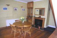 End-of-Terrace House, 3 bedrooms, Freehold