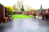 Semi-Detached House, 3 bedrooms, Freehold