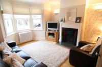 Semi-Detached House, 3 bedrooms, Freehold