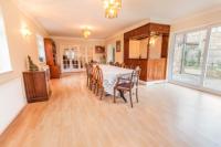 Detached House, 5 bedrooms, Freehold