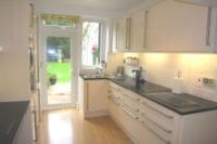 Semi-Detached House, 3 bedrooms, Freehold