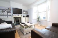 End-of-Terrace House, 2 bedrooms, Freehold